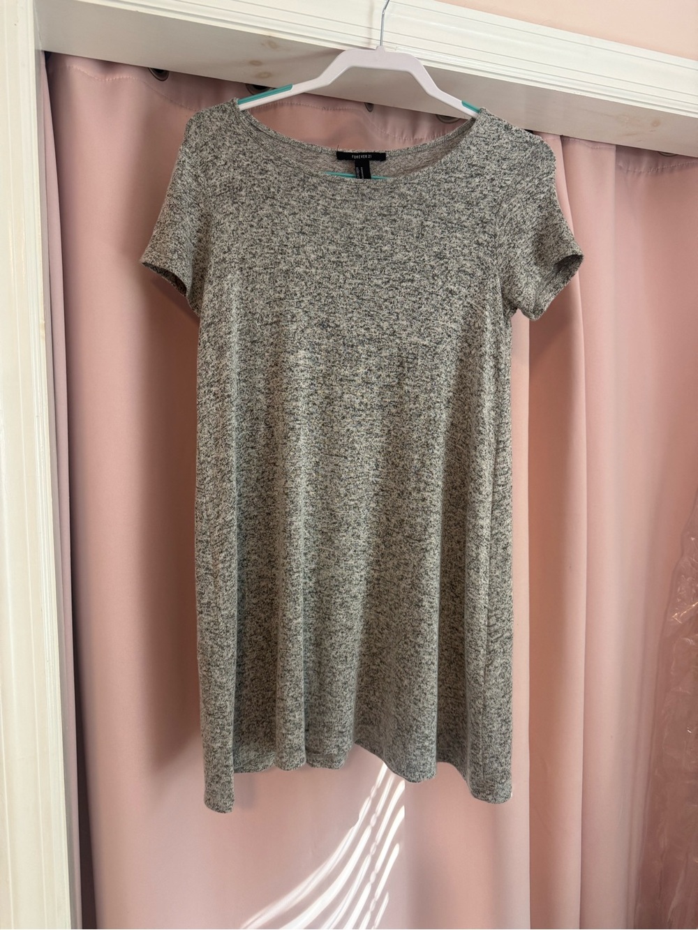Forever 21 Heather Gray Short Sleeve Dress, Size Medium